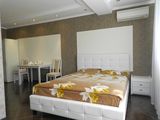 Центр  rent apartments houselux 24/24 400lei foto 2