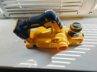 DEWALT DCP580 Rindea electrica