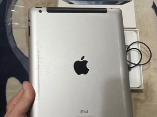 Vînd  IPad Wi-Fi Cellular 32 GB  ( lucrează ca nou) foto 9