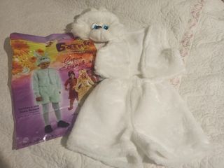 Chiria costum iepuras și lup