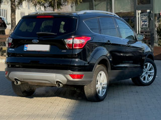 Ford Kuga foto 3