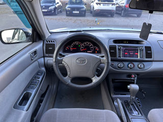 Toyota Camry foto 12