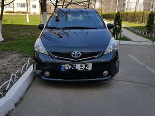 Toyota Prius + foto 1