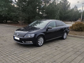 Volkswagen Passat foto 2