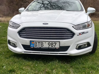 Ford Mondeo foto 1