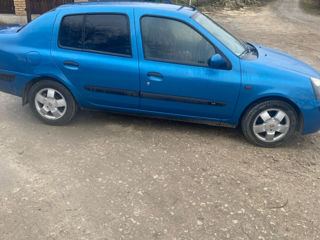 Renault Clio foto 6