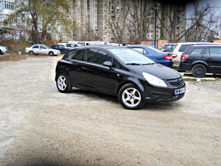 Opel Corsa foto 3