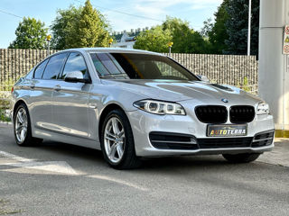 BMW 5 Series foto 5