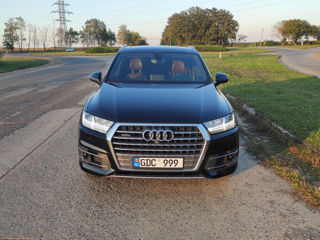 Audi Q7 foto 2