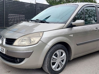 Renault Grand Scenic foto 5