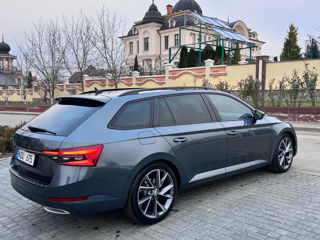 Skoda Superb foto 3