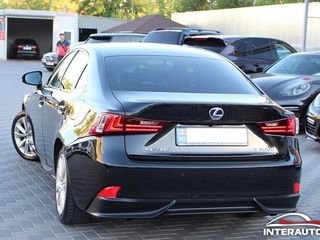 Lexus IS Series foto 2