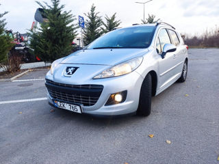 Peugeot 207 foto 2