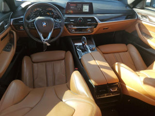 BMW 5 Series foto 8