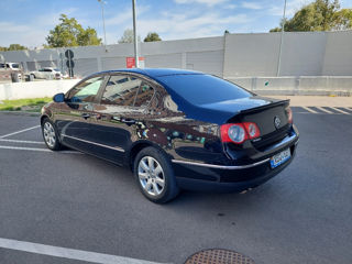 Volkswagen Passat foto 7