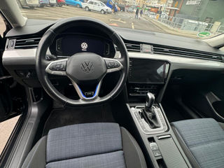 Volkswagen Passat foto 6