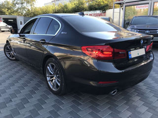 BMW 5 Series foto 3