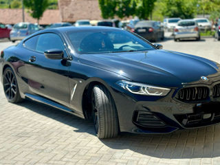 BMW 8 Series foto 8