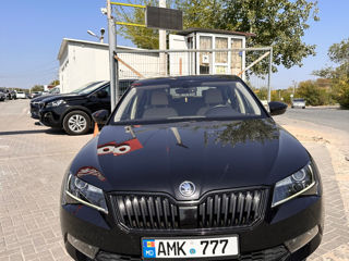 Skoda Superb foto 3