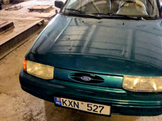 Ford Escort foto 2