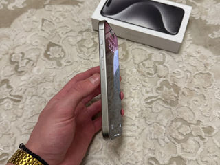 iPhone 15 Pro 128GB White Titanium foto 2