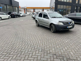 Dacia Logan foto 4