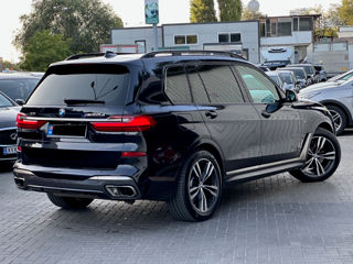 BMW X7 foto 3