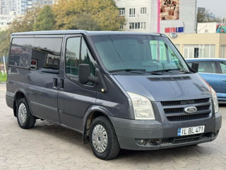 Ford Transit Connect foto 2