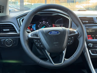 Ford Fusion foto 11