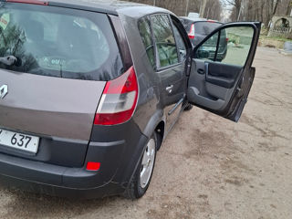 Renault Scenic foto 10