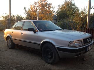 Audi 80 foto 1