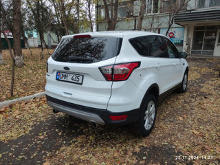 Ford Kuga foto 4