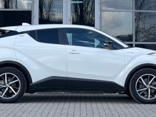 Toyota C-HR foto 6