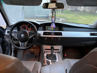 BMW 5 Series foto 7