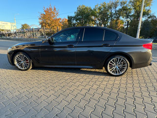 BMW 5 Series foto 2