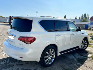 Infiniti QX56 foto 5