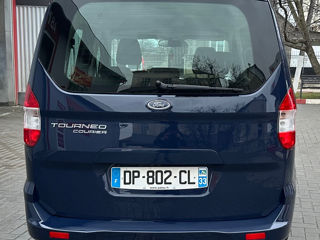 Ford Tourneo Courier foto 5