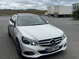 Mercedes E-Class foto 2