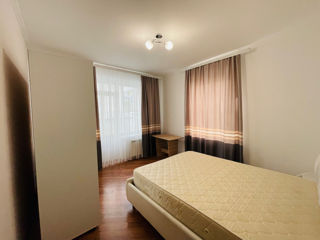 Apartament cu 3 camere, 90 m², Botanica, Chișinău foto 11