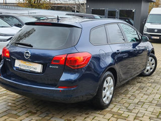 Opel Astra foto 4