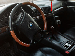 BMW 7 Series foto 5