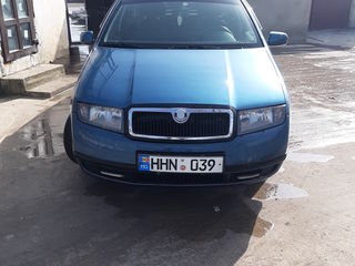 Skoda Fabia foto 2