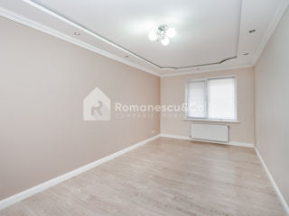 Apartament cu 3 camere, 95 m², Botanica, Chișinău foto 3