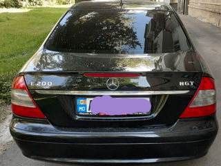 Mercedes E-Class foto 5