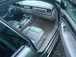 Audi A8 фото 4