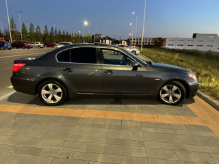 BMW 5 Series foto 5