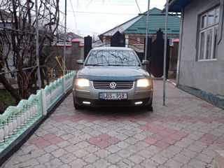 Volkswagen Passat foto 1