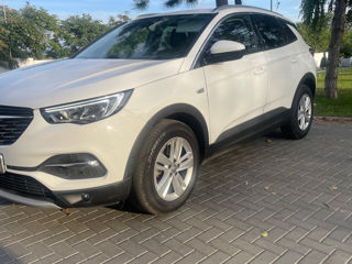 Opel Grandland X foto 2