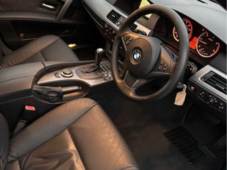 BMW 5 Series foto 6