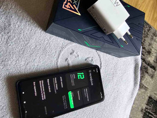 Xiaomi Black shark 4, memory 8/128 Gb-4000 lei foto 0